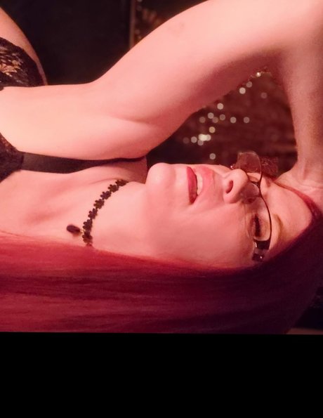 Naken läckt OnlyFans-bild av Empress