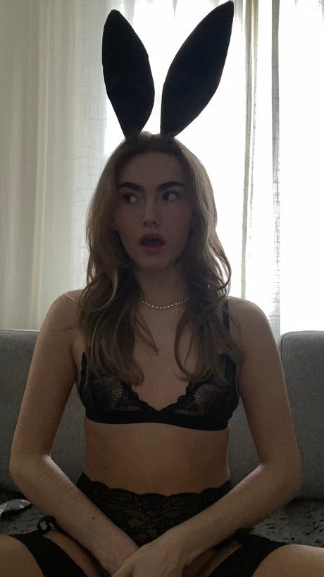 Nahá fotka uniklých OnlyFans od Edith Dahl