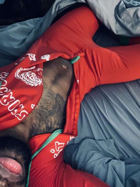 Naken läckt OnlyFans-bild av Jae Hill