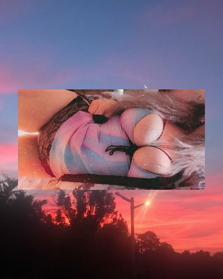 Nagie wyciekłe zdjęcie OnlyFans od Divinitiessiren
