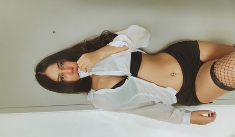 Foto nua vazada do OnlyFans de Rravaaaaa