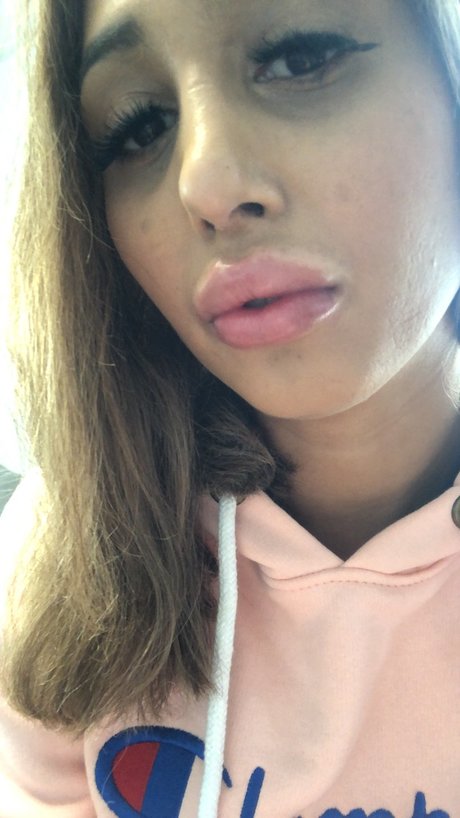 Naken läckt OnlyFans-bild av Regina