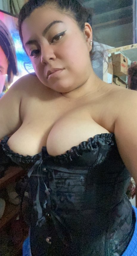 Nacktes geleaktes OnlyFans-Foto von Redhead Baby