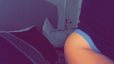 Naken läckt OnlyFans-bild av Rebecca Mae 