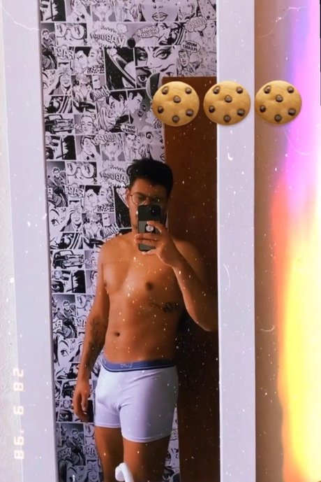 Naken läckt OnlyFans-bild av Ronaldo Oliveira
