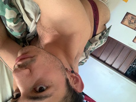 Обнаженная фотография утечки OnlyFans от Romeo Ackerman