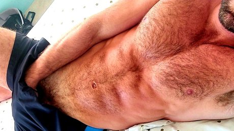 Naken läckt OnlyFans-bild av Roman Mercury