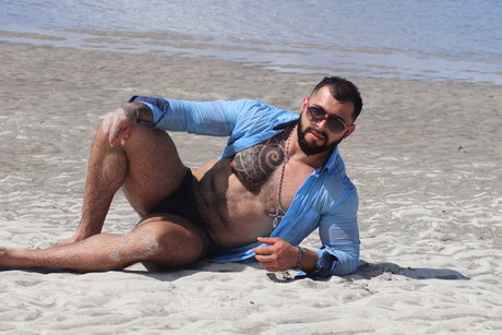 Naken läckt OnlyFans-bild av Rogger