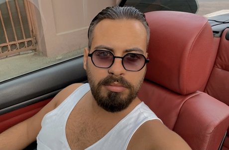 Nahá fotka uniklých OnlyFans od Robbie Staar 