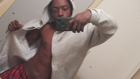 Nahá fotka uniklých OnlyFans od Rhyder
