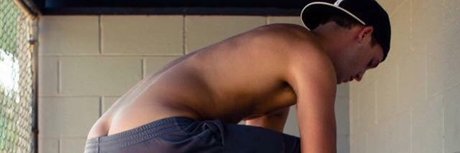 Обнаженная фотография утечки OnlyFans от Ryan Shane 