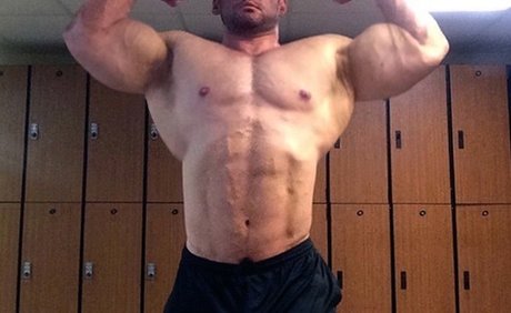 Ryanmusclegod OnlyFans 유출 누드 사진