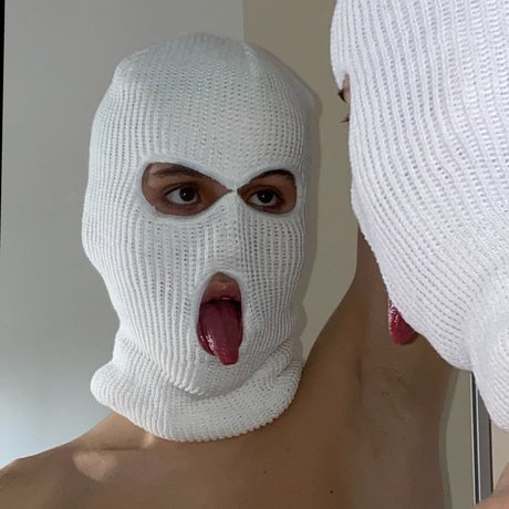 Naken läckt OnlyFans-bild av Russian Angel