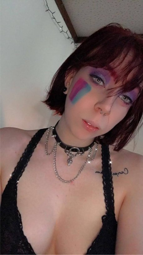 Alasti lekkinud OnlyFans-i pilt Ruby Black