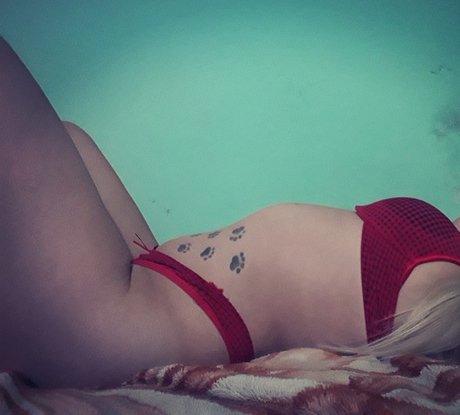 Naken lekkede OnlyFans-bilde av Rubia 