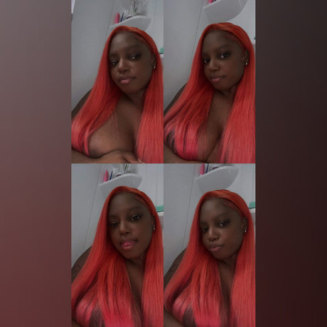 Alaston vuotanut OnlyFans-kuva Royalty