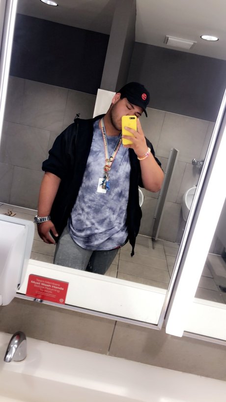 Naken lekkede OnlyFans-bilde av Joe