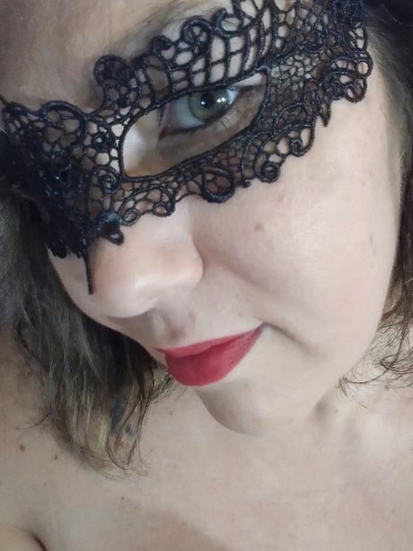 Обнаженная фотография утечки OnlyFans от Rouge