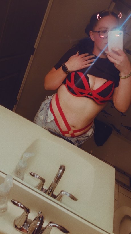 Nahá fotka uniklých OnlyFans od Kelsey