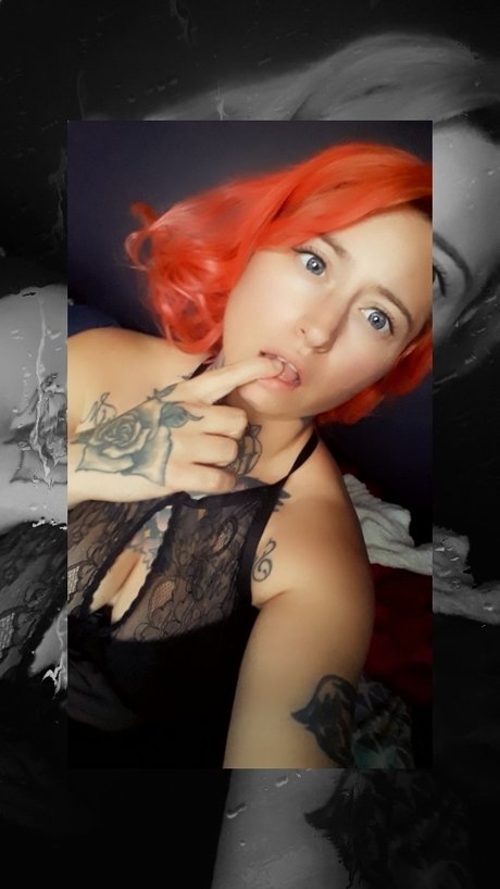 Nahá fotka uniklých OnlyFans od Rosey Night