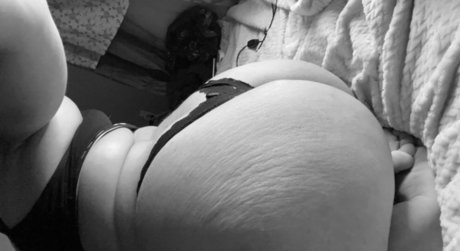Nagie wyciekłe zdjęcie OnlyFans od Shortyy  Dm For Menu 