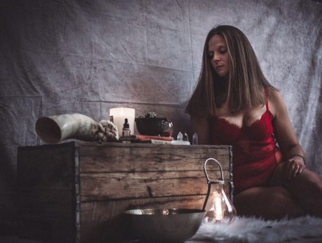Naken läckt OnlyFans-bild av Rose Black