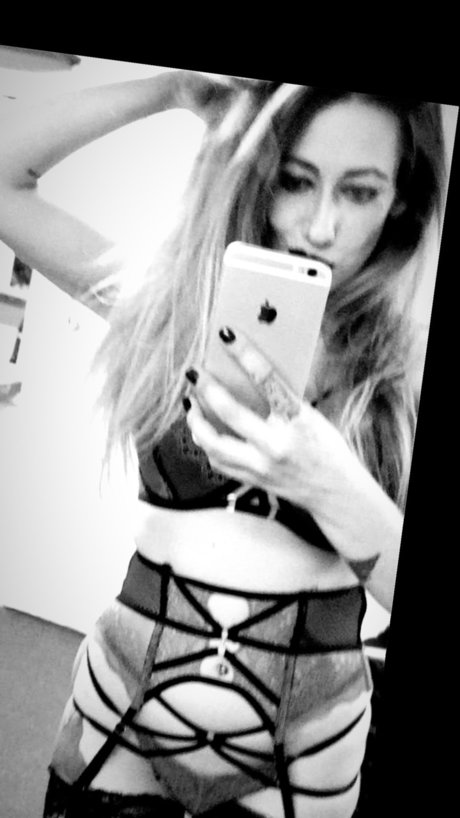 Photo nue de fuite OnlyFans de Sabrina