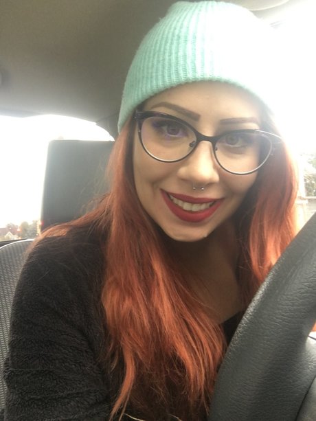 Naken lekkede OnlyFans-bilde av Sabrina