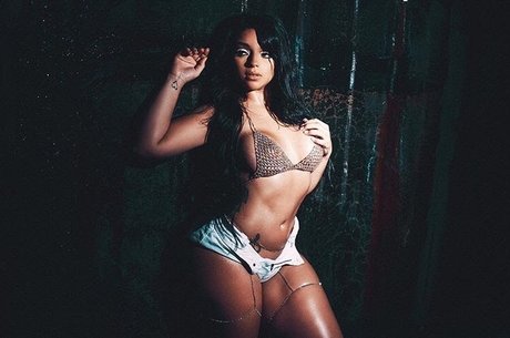 Обнаженная фотография утечки OnlyFans от Rosee