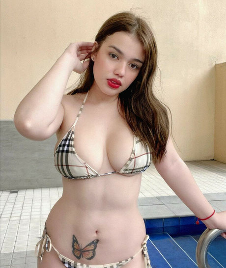 Nahá fotka uniklých OnlyFans od Karina Johnson
