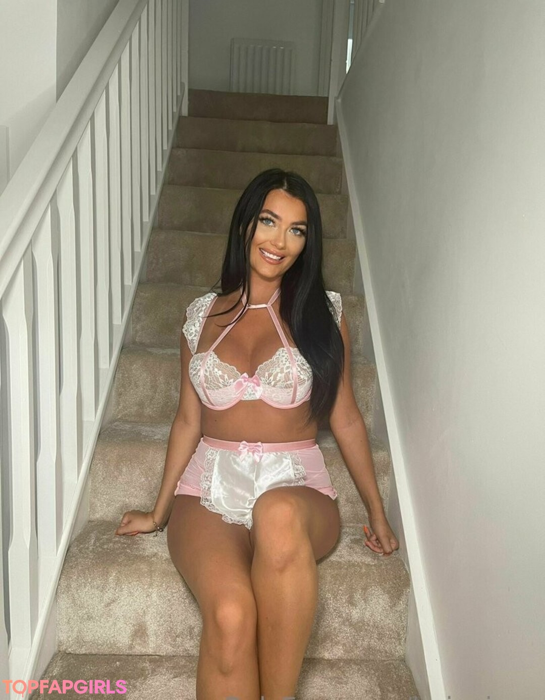 Nahá fotka uniklých OnlyFans od Lorinajane #1929