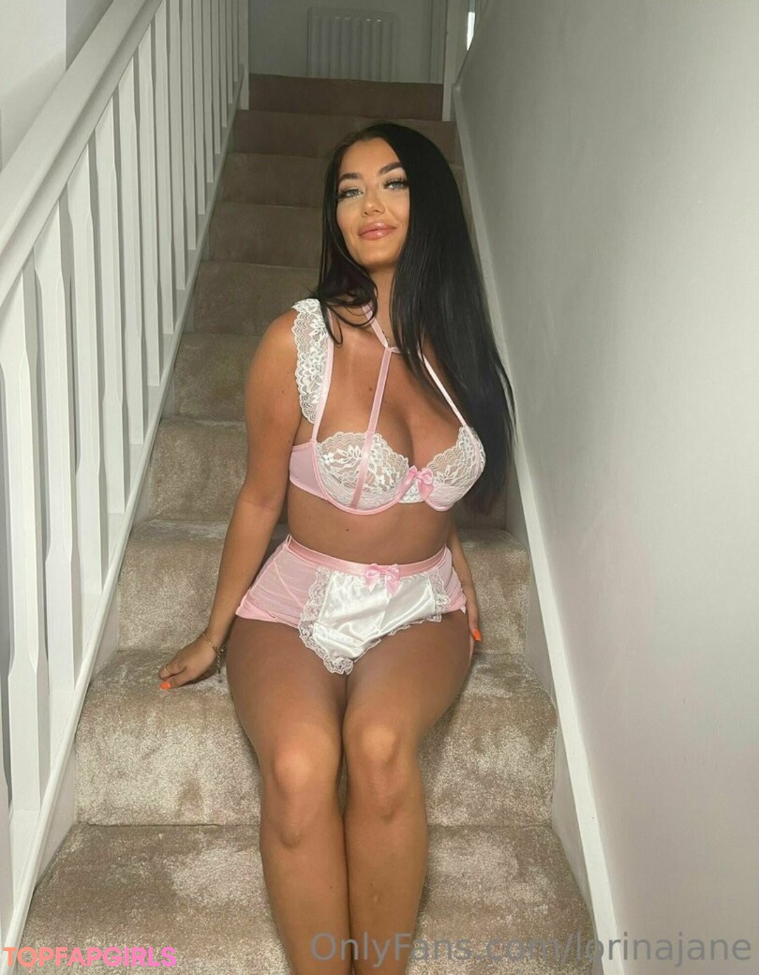 Nahá fotka uniklých OnlyFans od Lorinajane #1951