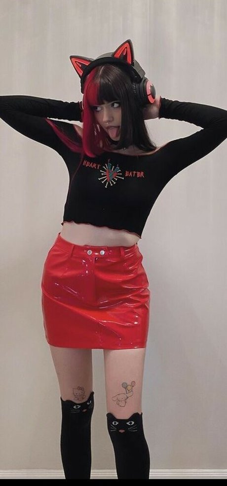 Nøgent lækket OnlyFans-billede af Cherry Bella