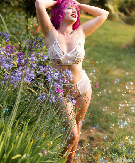 Lilpinkalien