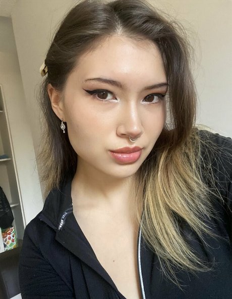 Nahá fotka uniklých OnlyFans od Yukay4ms