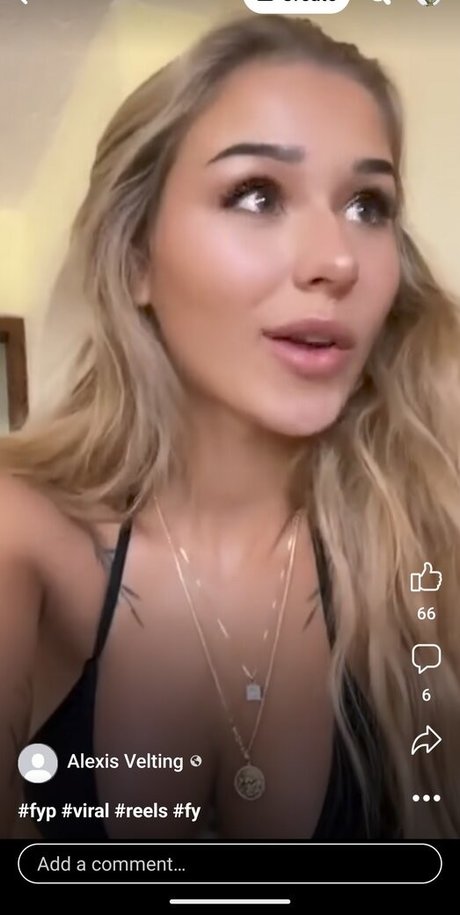 Naken lekkede OnlyFans-bilde av Alexis Velting