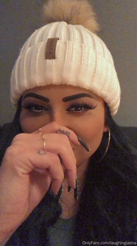 Laughinglatina