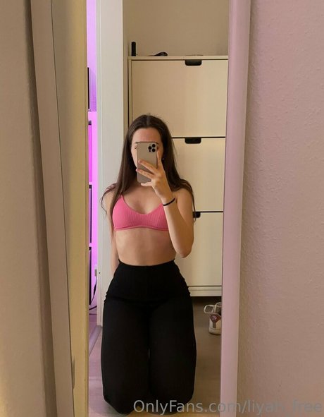 Naken läckt OnlyFans-bild av Leylafree