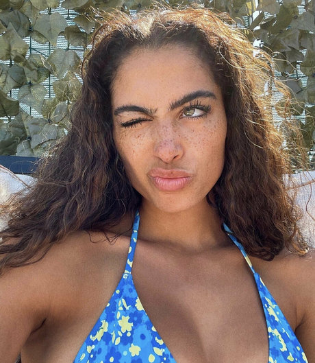 Badgirlblairr