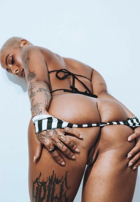 Nacktes geleaktes OnlyFans-Foto von Opaicriis