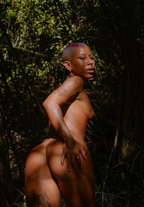 Naken lekkede OnlyFans-bilde av Opaicriis