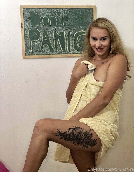 Nagie wyciekłe zdjęcie OnlyFans od Brunafree