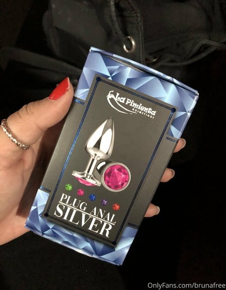 Nahá fotka uniklých OnlyFans od Brunafree