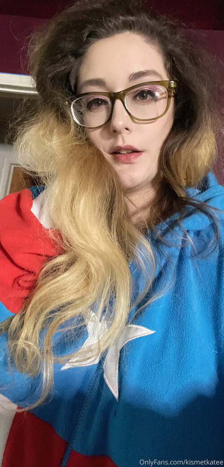 Nahá fotka uniklých OnlyFans od Kismetkatee