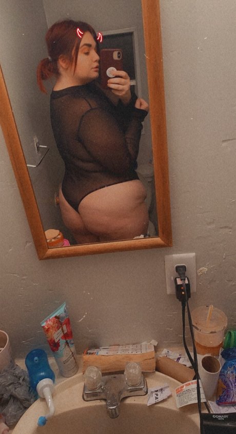 Naken läckt OnlyFans-bild av Sar