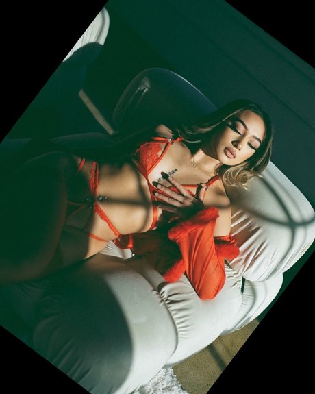 Foto desnuda filtrada de OnlyFans de Sara Sheehan