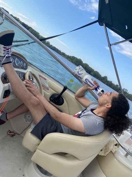 Naken läckt OnlyFans-bild av Santiago Sinss