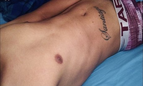 Naken läckt OnlyFans-bild av Santiago Rendon