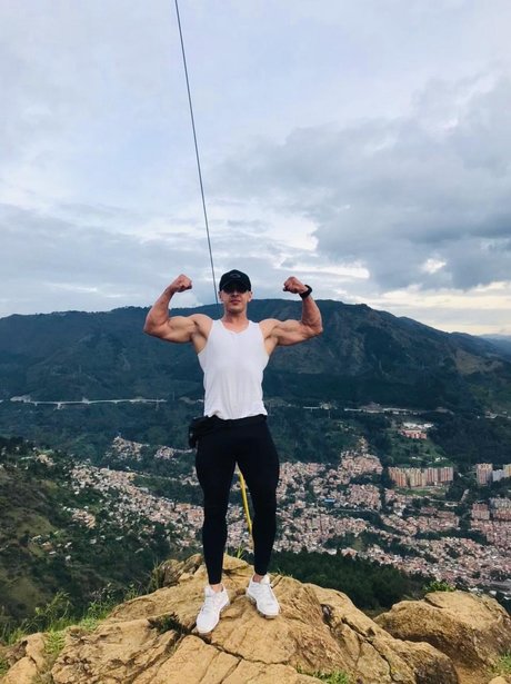 Nagie wyciekłe zdjęcie OnlyFans od Santi Asthetic