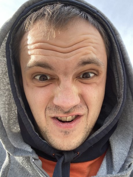 Nacktes geleaktes OnlyFans-Foto von Anton
